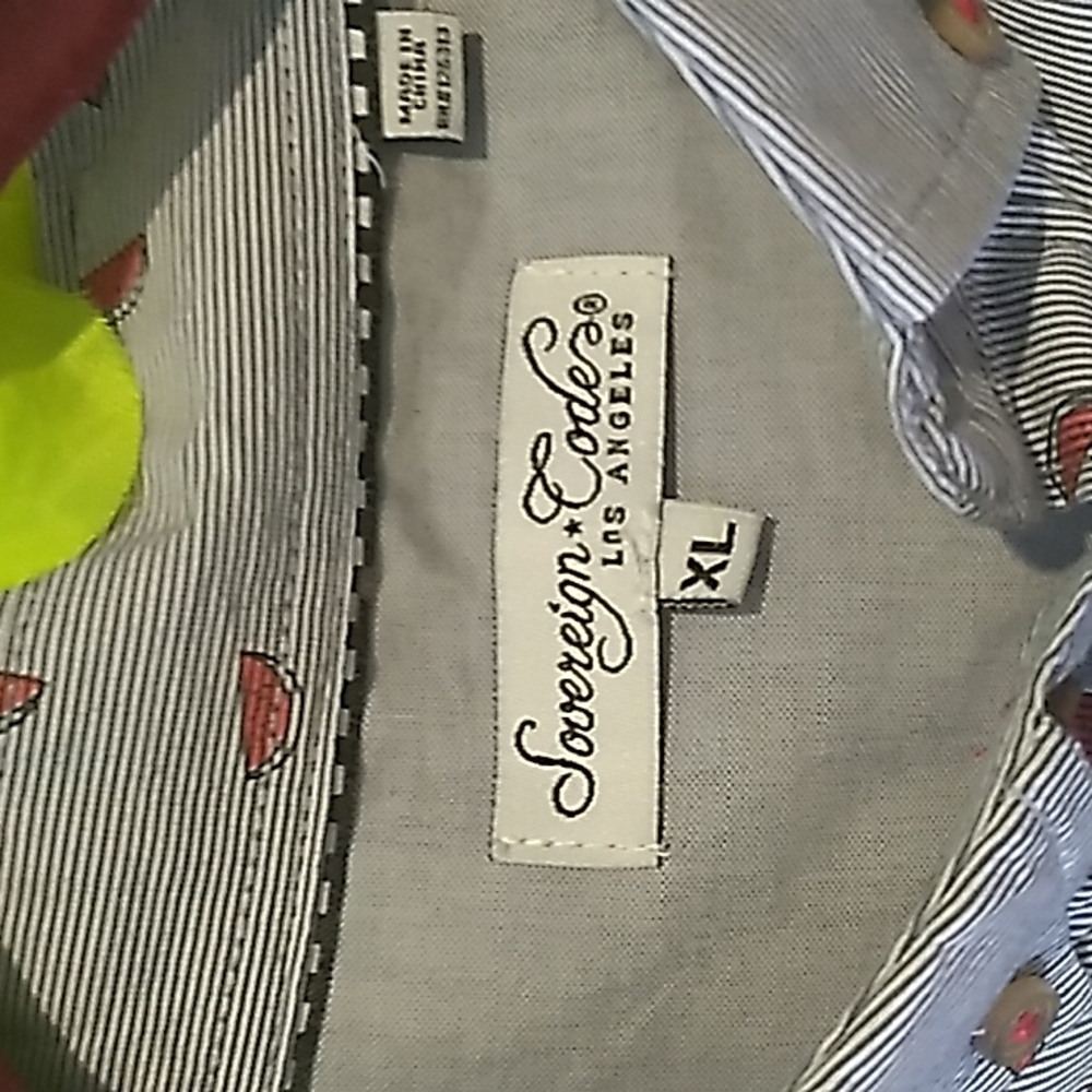 Sovereign codes Los Angeles  button up
